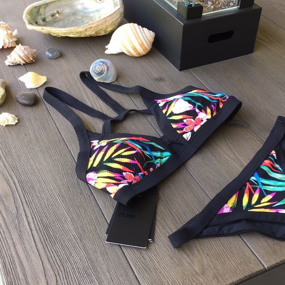 Hurley Bikini bottoms - Picture 3 of 8